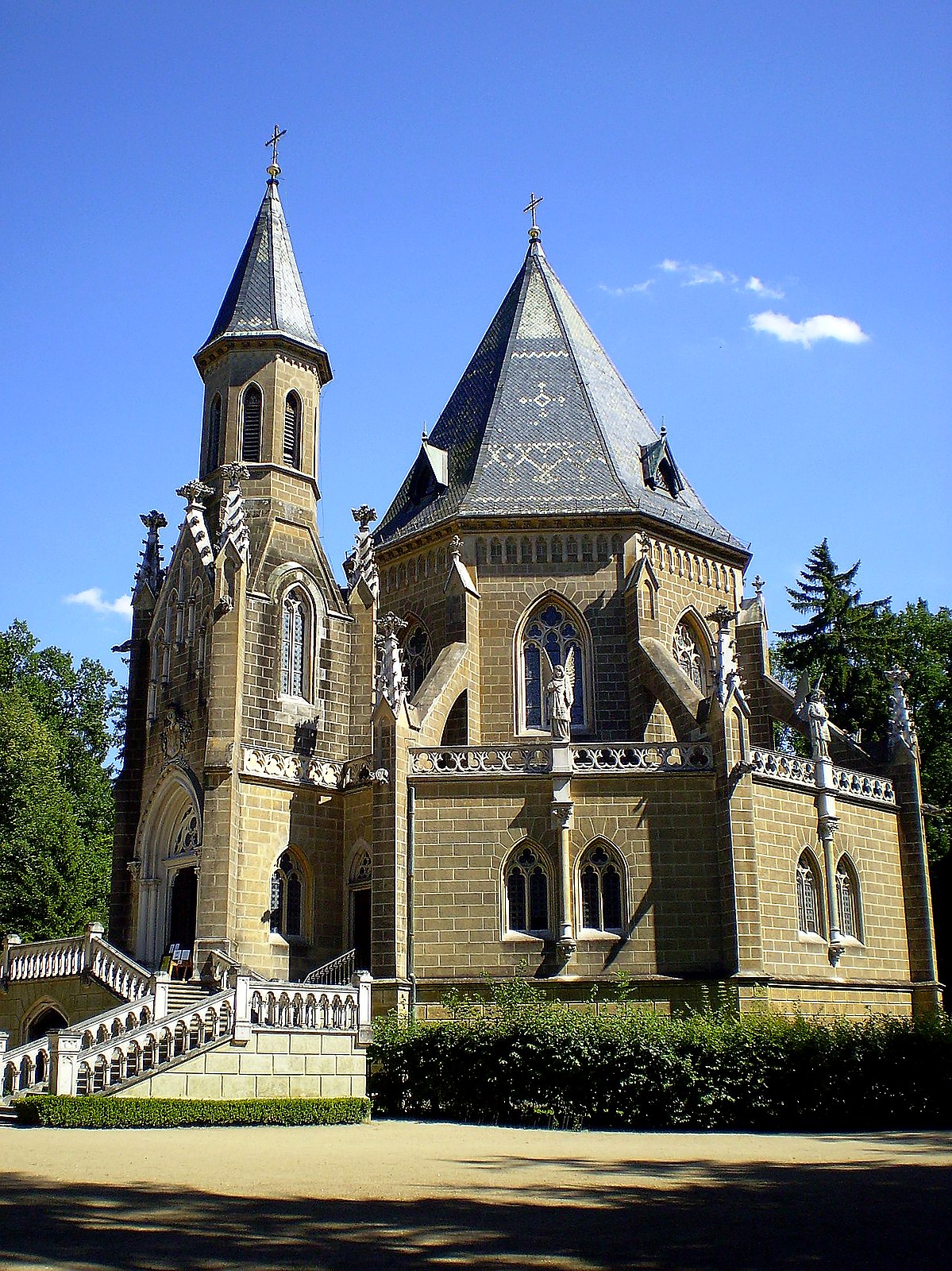 
<span>Schwarzenberská hrobka v Domaníně</span>
