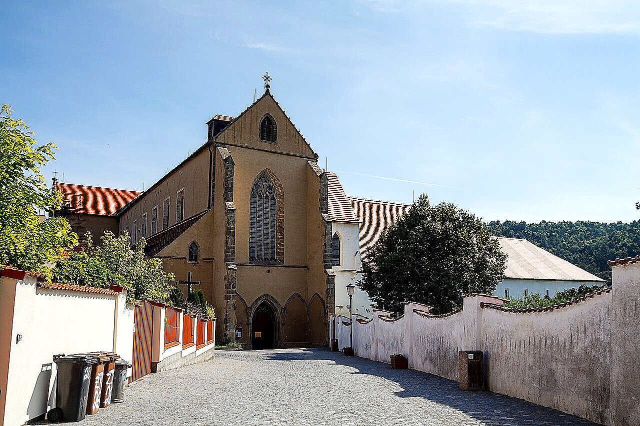 
<span>Zlatá Koruna</span>
