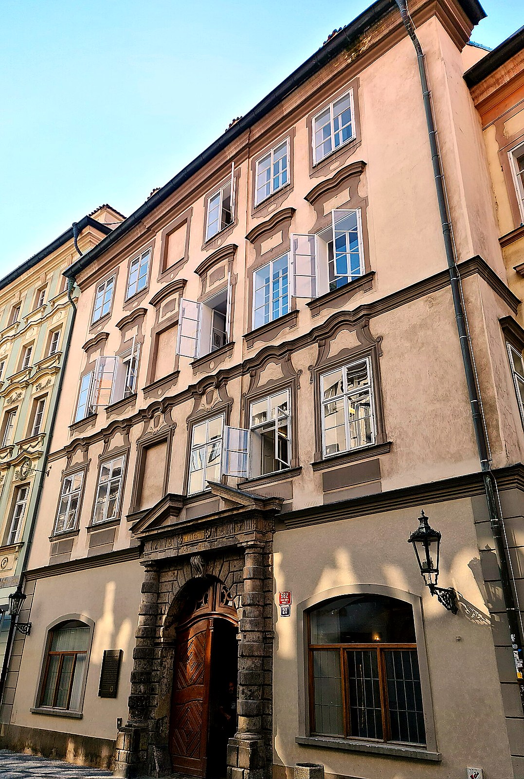 
<span>Buquoyský palác (Praha 1)</span>
