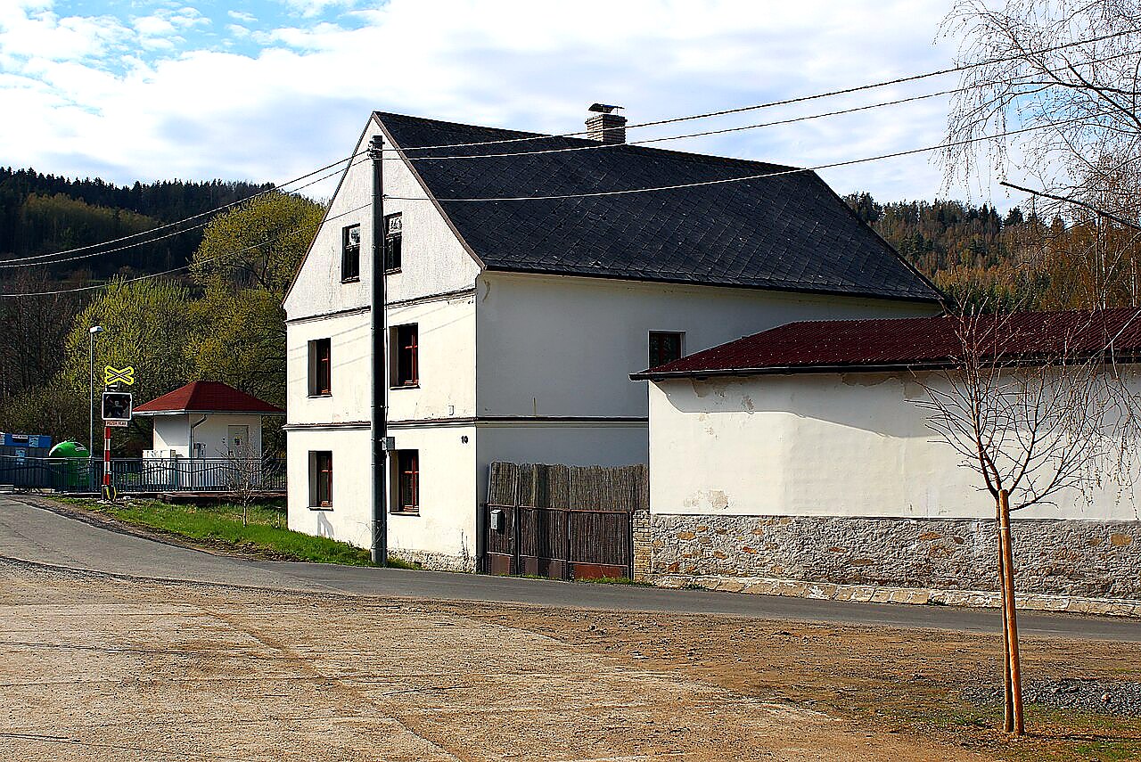 
<span>Krásný Jez</span>
