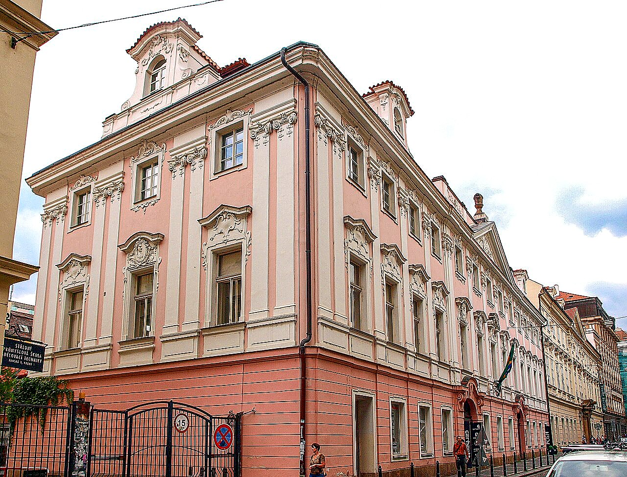 
<span>Neubergovský palác</span>
