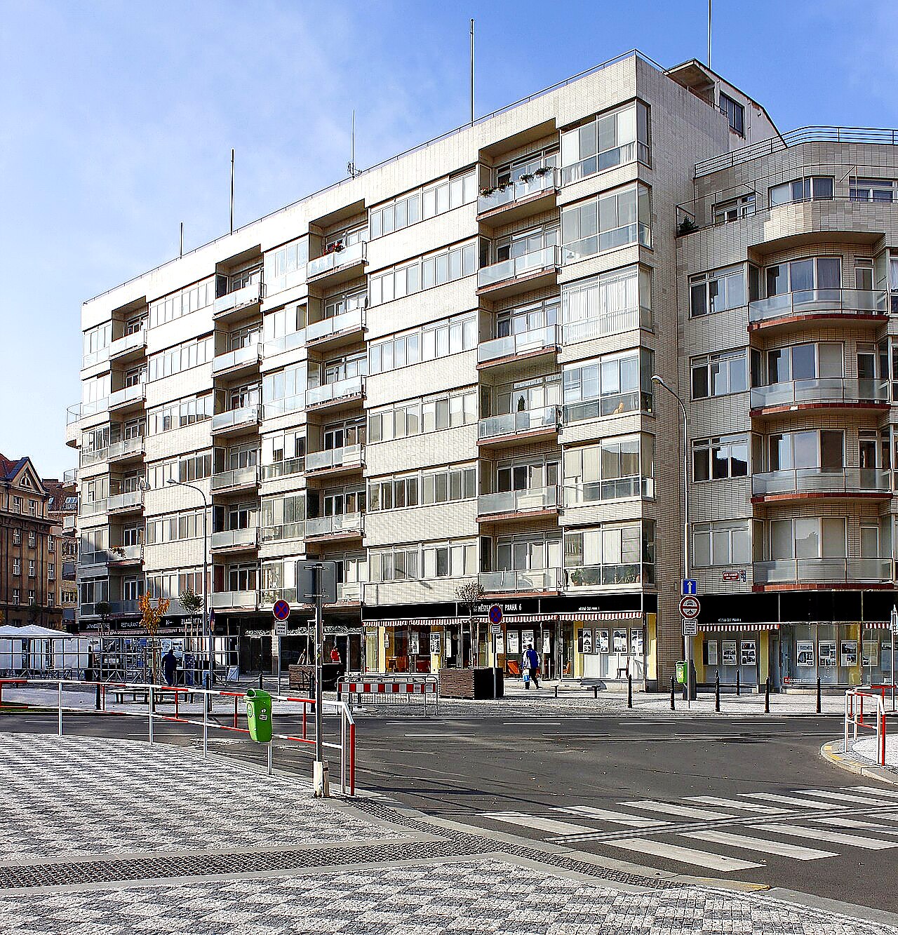 
<span>Skleněný palác</span>
