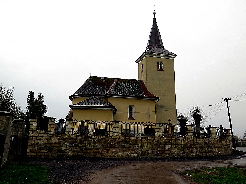 
<span>Kostel Nalezení svatého Kříže (Zliv)</span>
