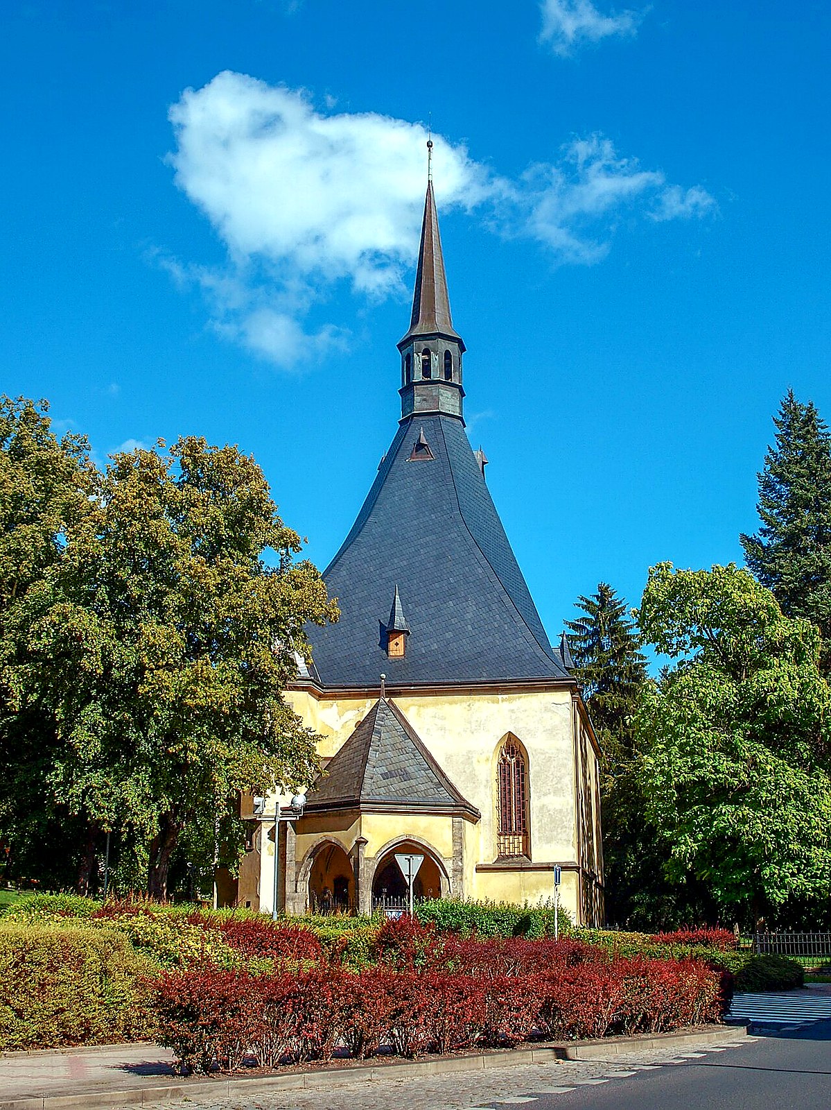
<span>Kostel Nalezení svatého Kříže v České Lípě</span>
