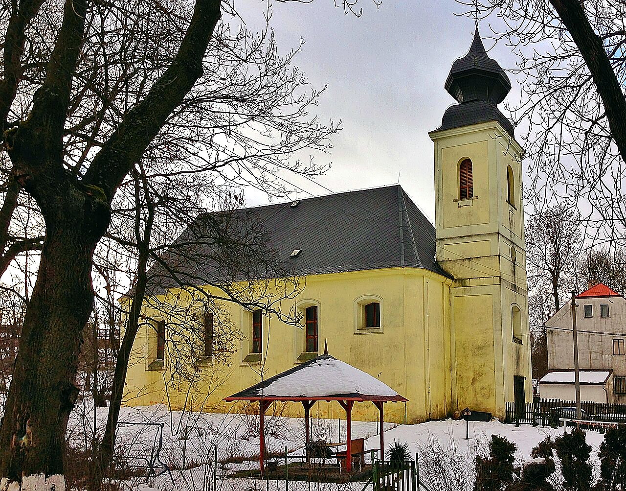 
<span>Kostel Nanebevzetí Panny Marie (Krásný Les)</span>
