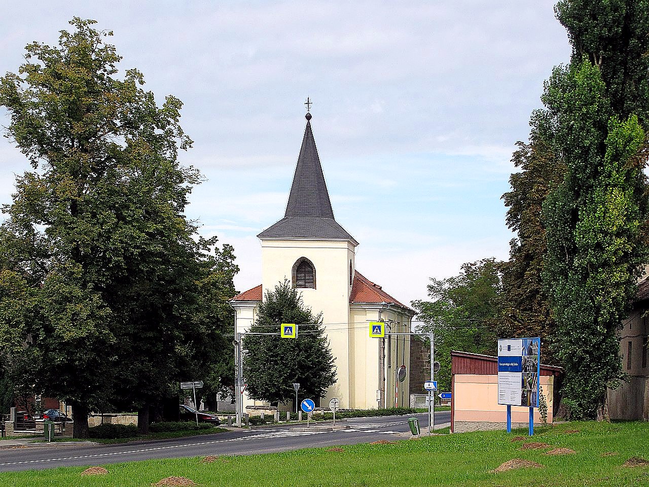
<span>Kostel Nanebevzetí Panny Marie (Chotěšov)</span>
