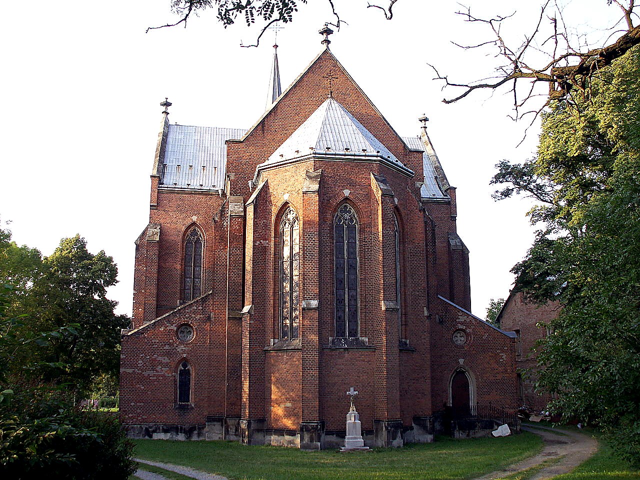 
<span>Kostel Nanebevzetí Panny Marie (Liptaň)</span>
