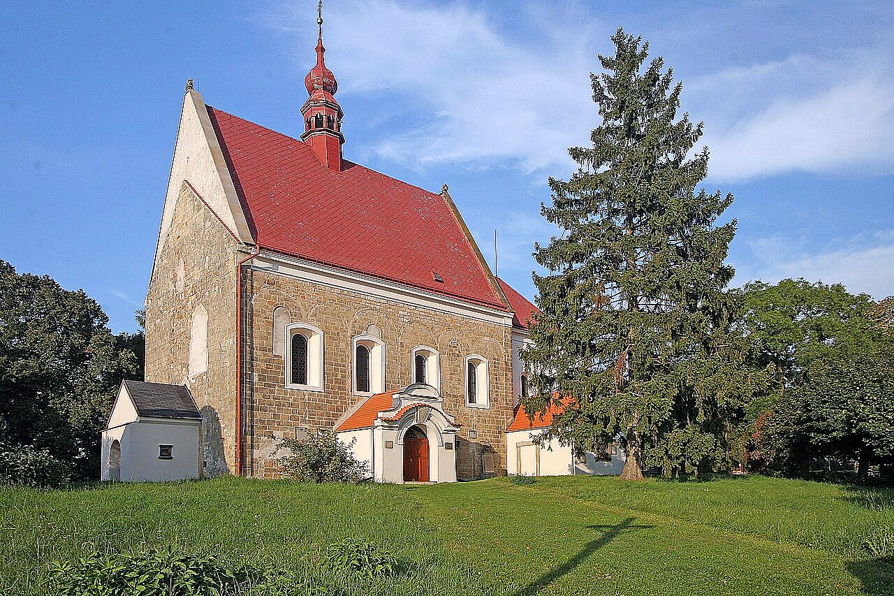 
<span>Kostel Nanebevzetí Panny Marie (Libčany)</span>
