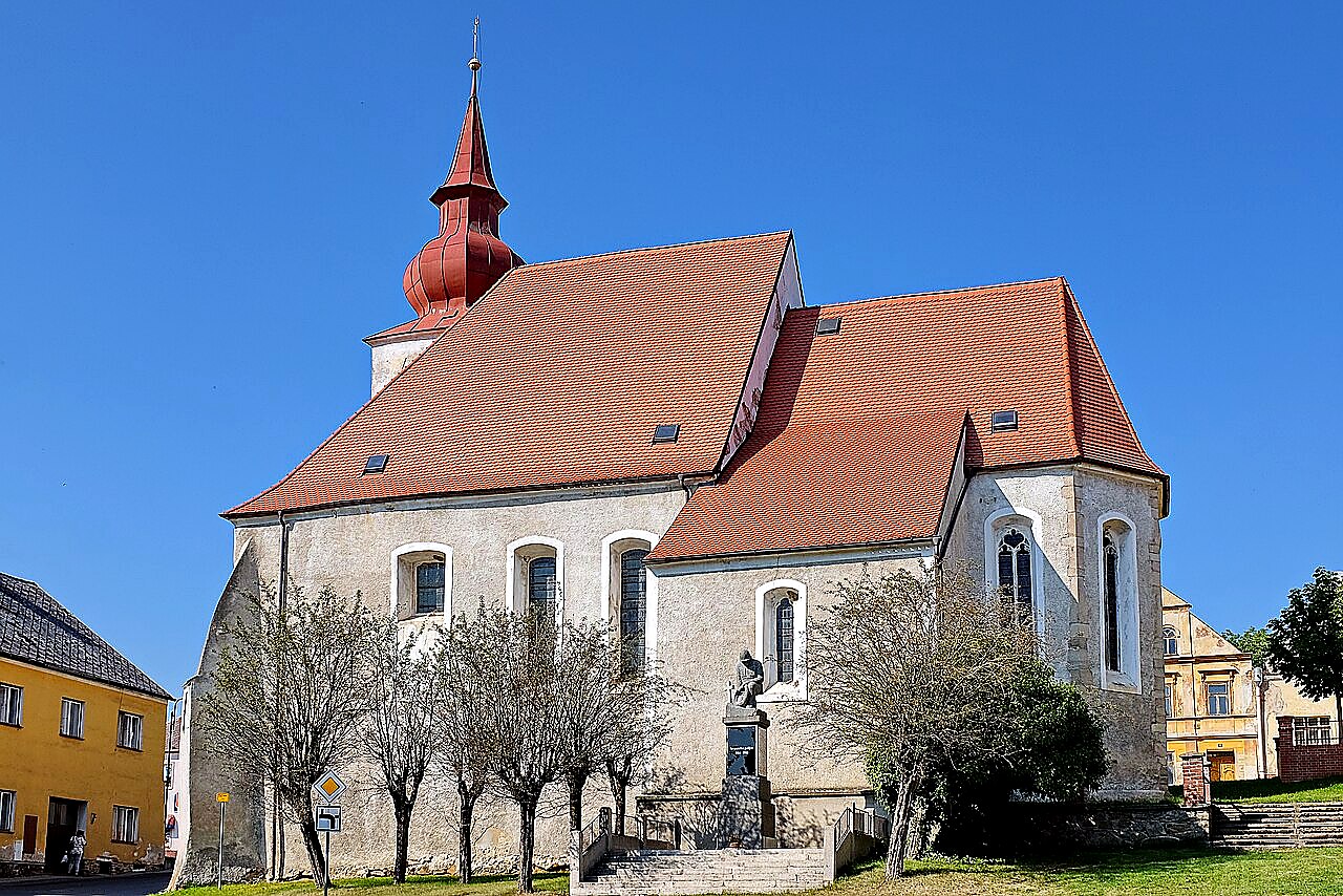 
<span>Kostel Nanebevzetí Panny Marie (Poběžovice)</span>
