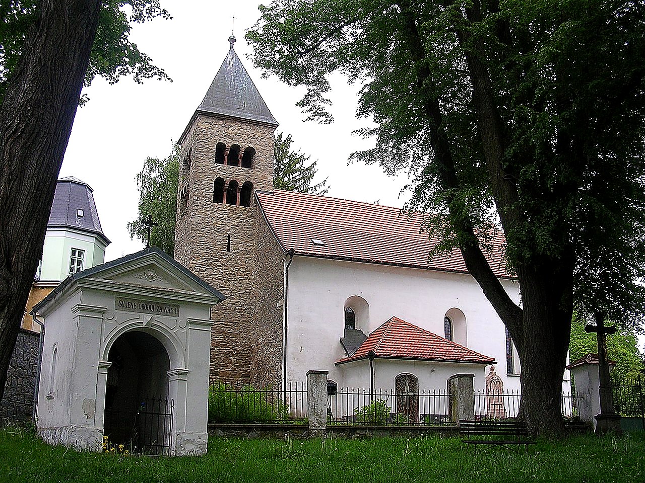 
<span>Kostel Nanebevzetí Panny Marie (Neustupov)</span>
