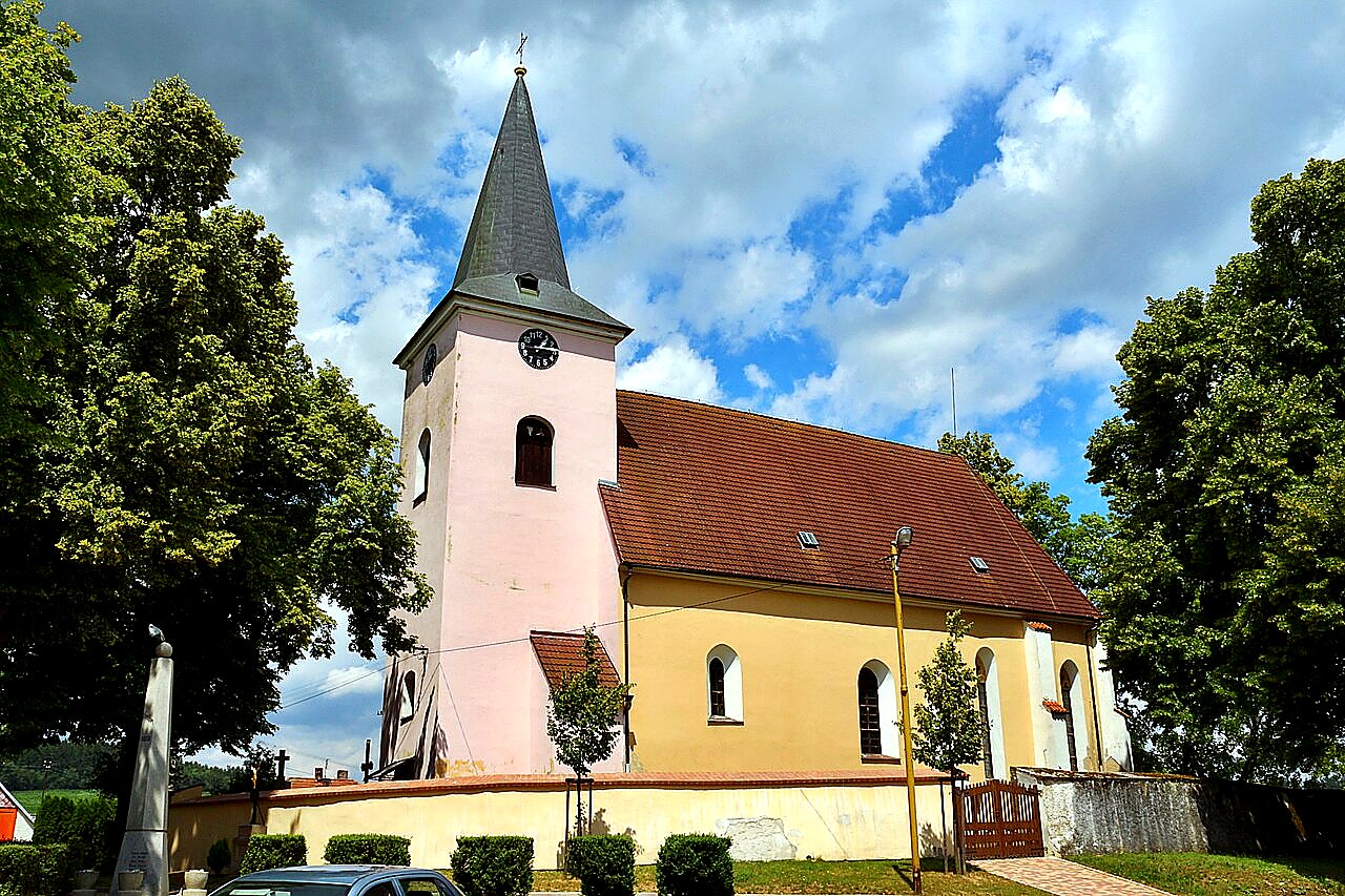
<span>Kostel Nanebevzetí Panny Marie v Keblově</span>
