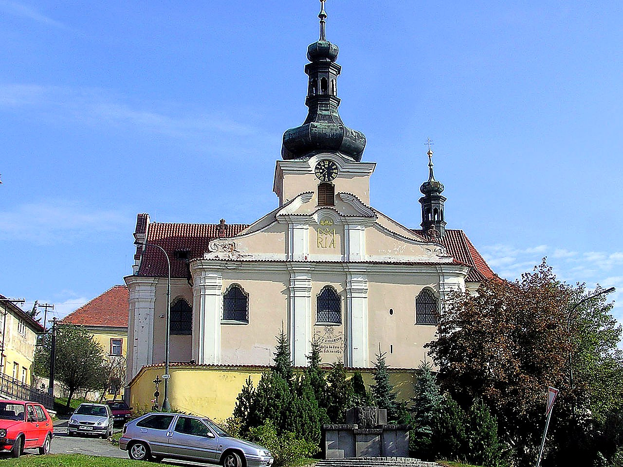 
<span>Kostel Narození Panny Marie (Mnichovice)</span>
