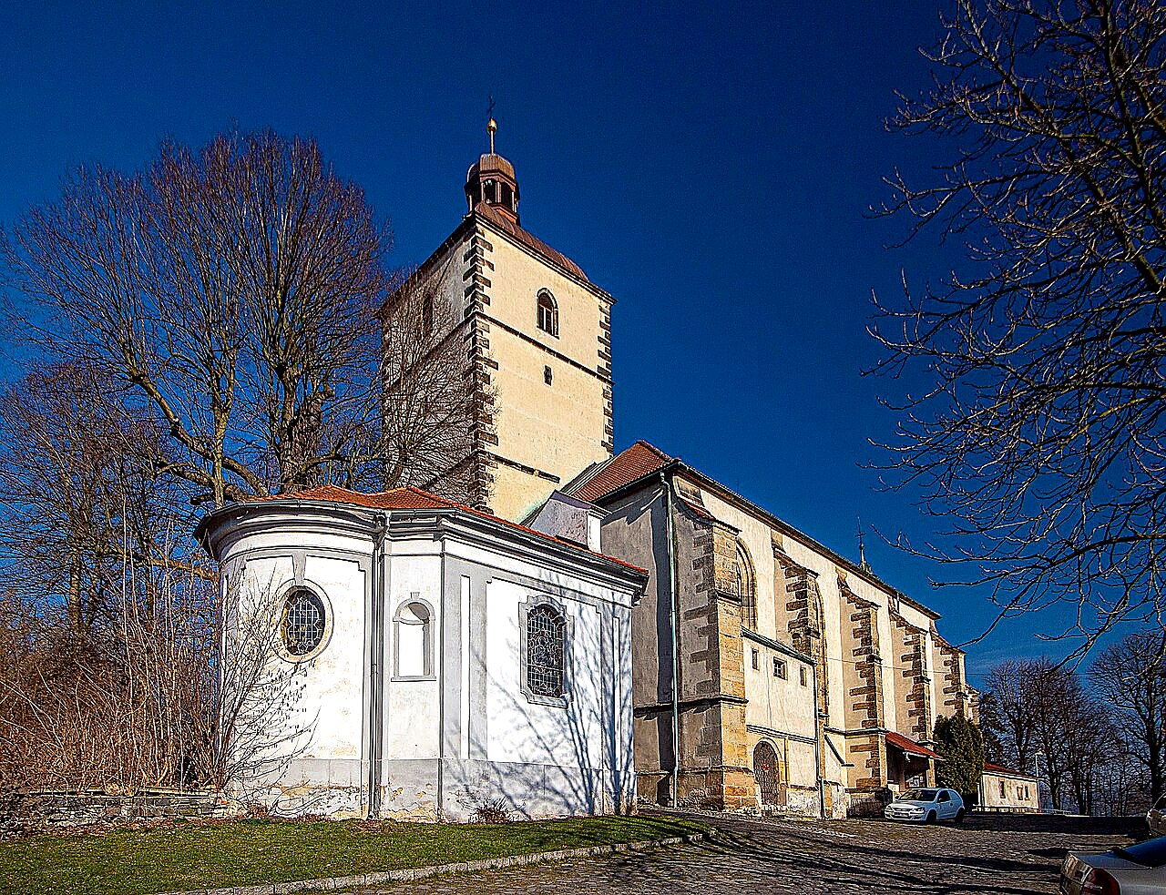 
<span>Kostel Narození Panny Marie v Benešově nad Ploučnicí</span>
