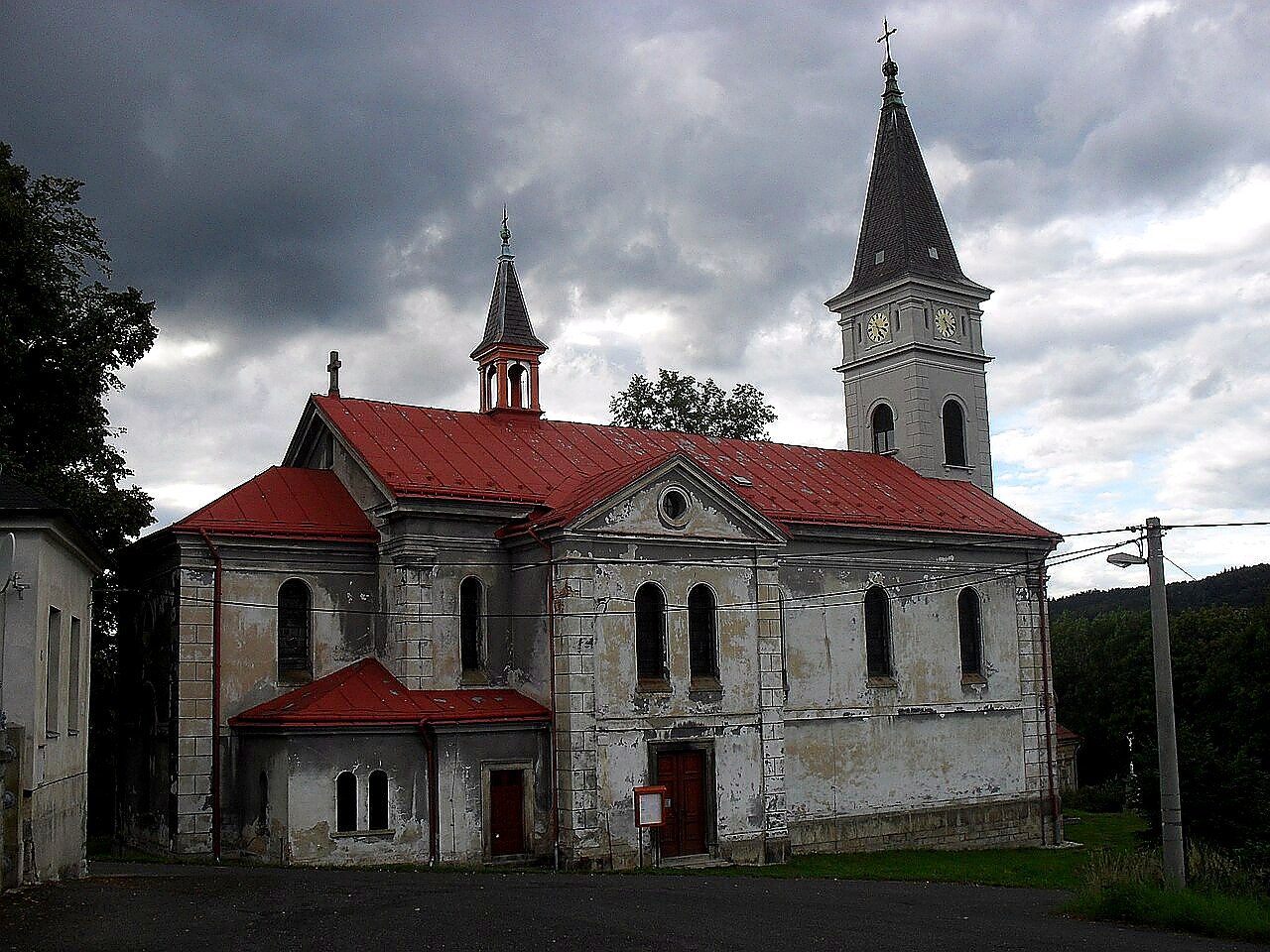 
<span>Kostel Navštívení Panny Marie (Lučany nad Nisou)</span>
