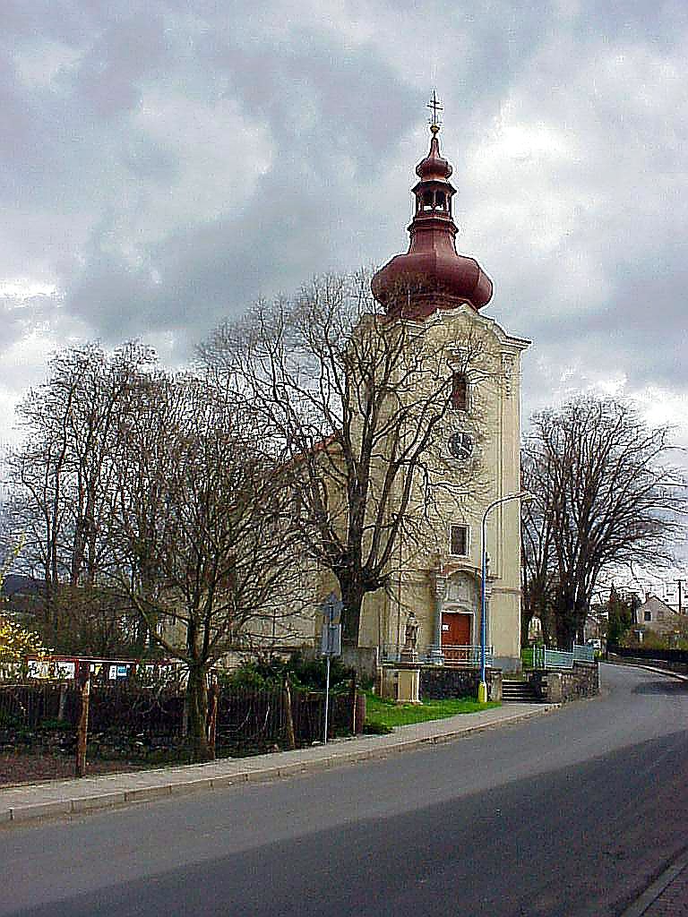 
<span>Kostel Nejsvětější Trojice (Řehlovice)</span>
