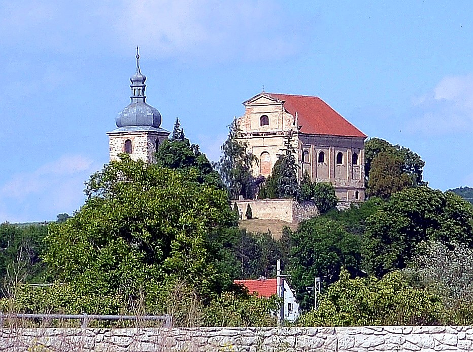 
<span>Kostel Nejsvětější Trojice v Zahořanech</span>
