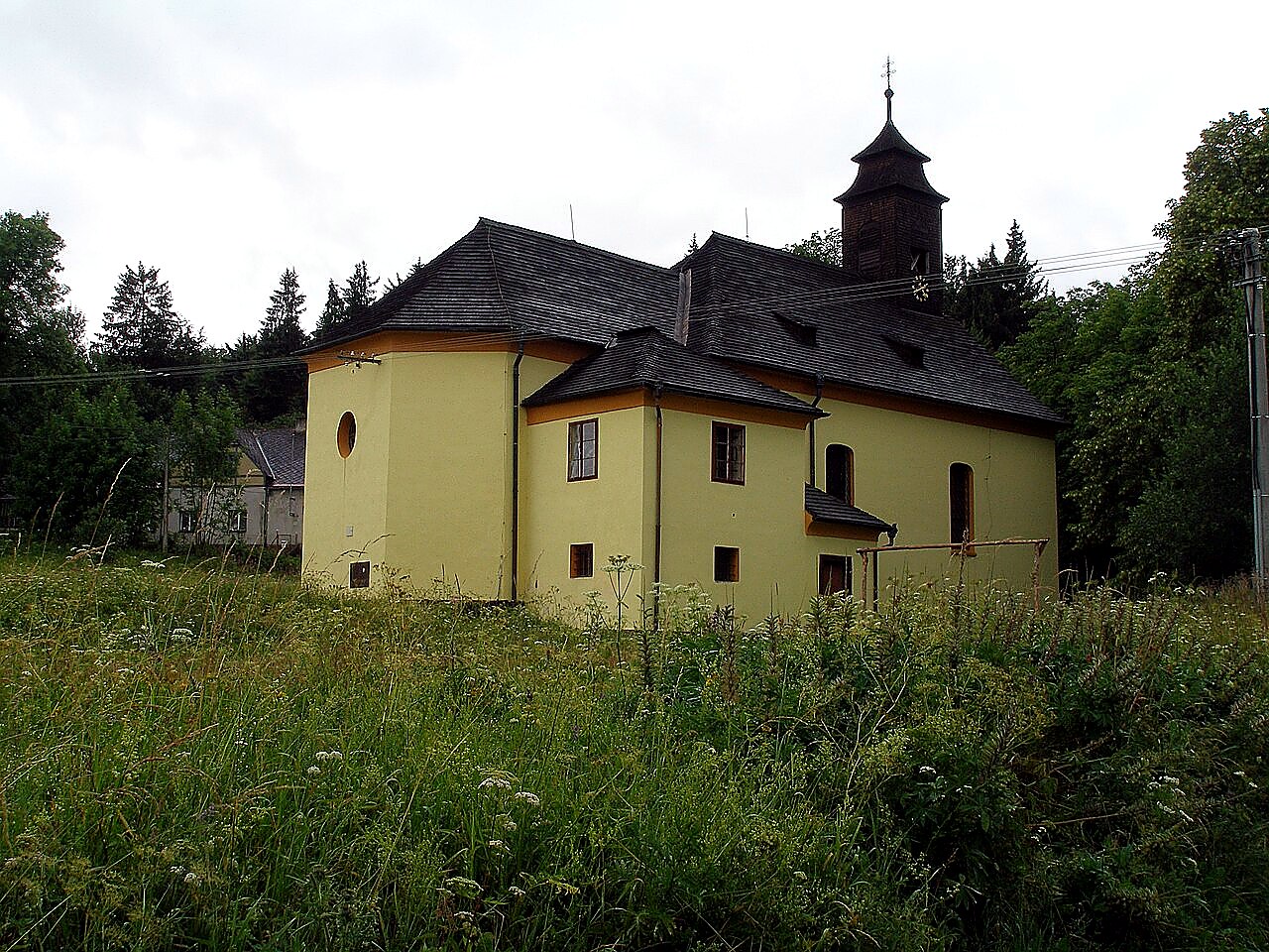 
<span>Kostel Nejsvětějšího Jména Ježíš (Křišťanov)</span>
