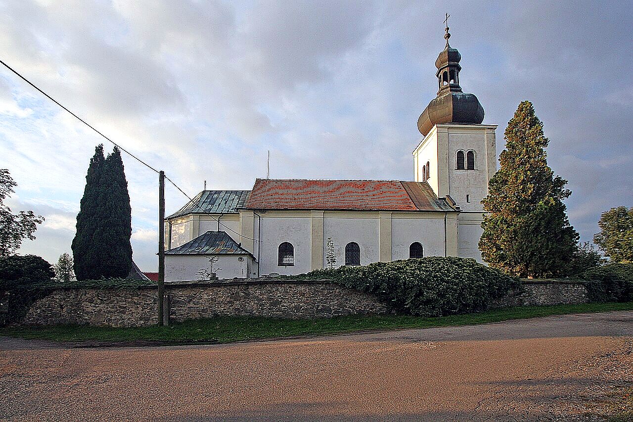 
<span>Kostel Panny Marie (Osice)</span>
