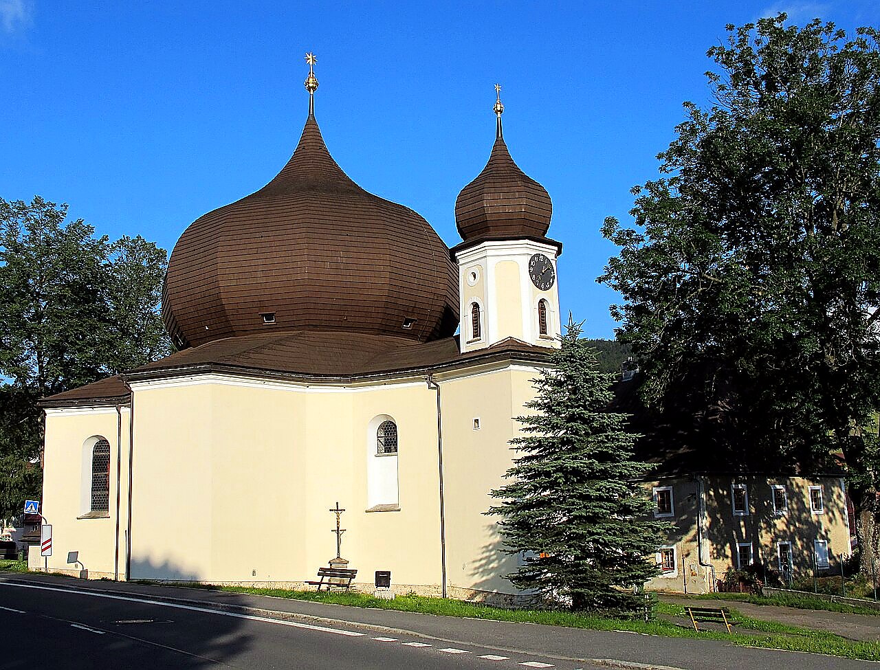 
<span>Kostel Panny Marie Pomocné (Železná Ruda)</span>
