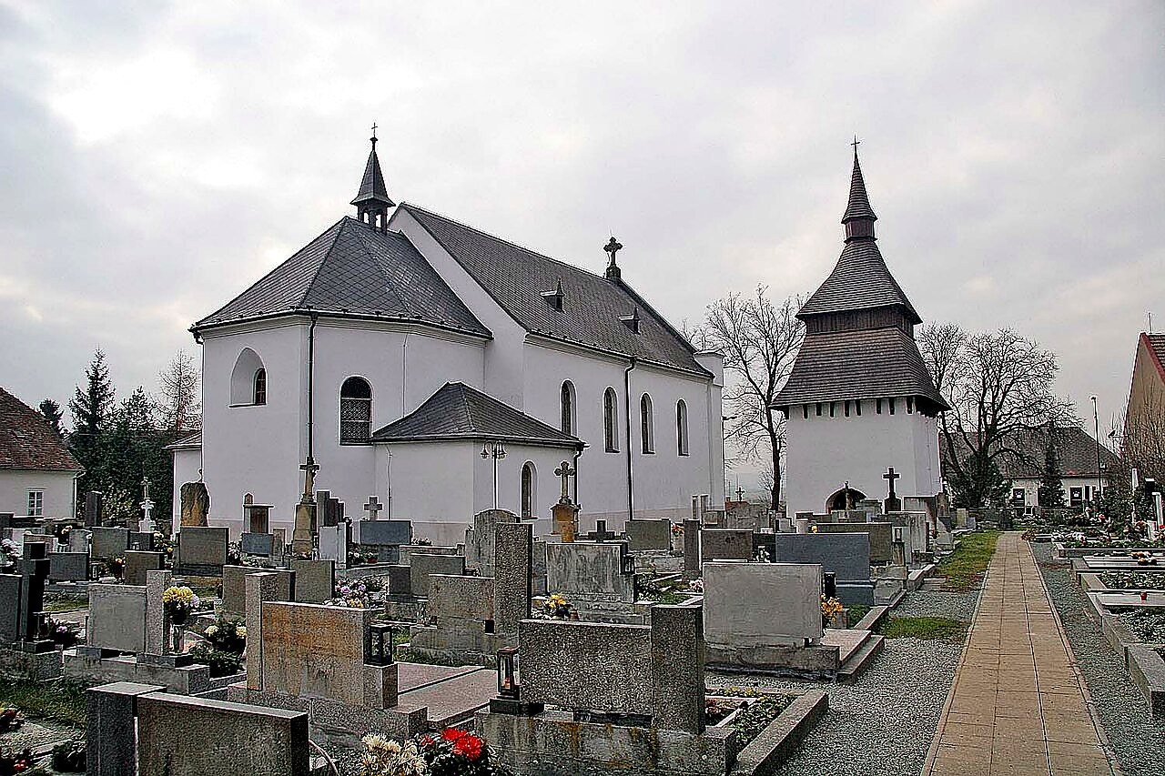 
<span>Kostel Proměnění Páně (Bílý Újezd)</span>
