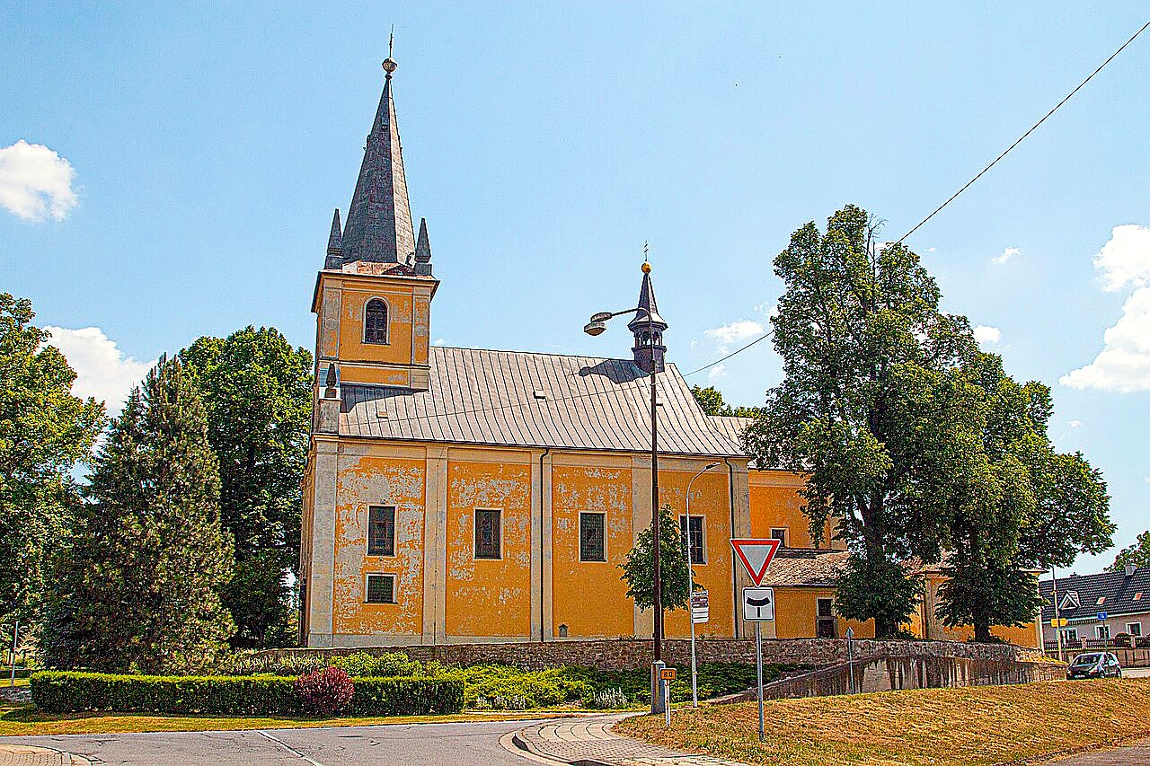 
<span>Kostel Umučení svatého Jana Křtitele (Solnice)</span>
