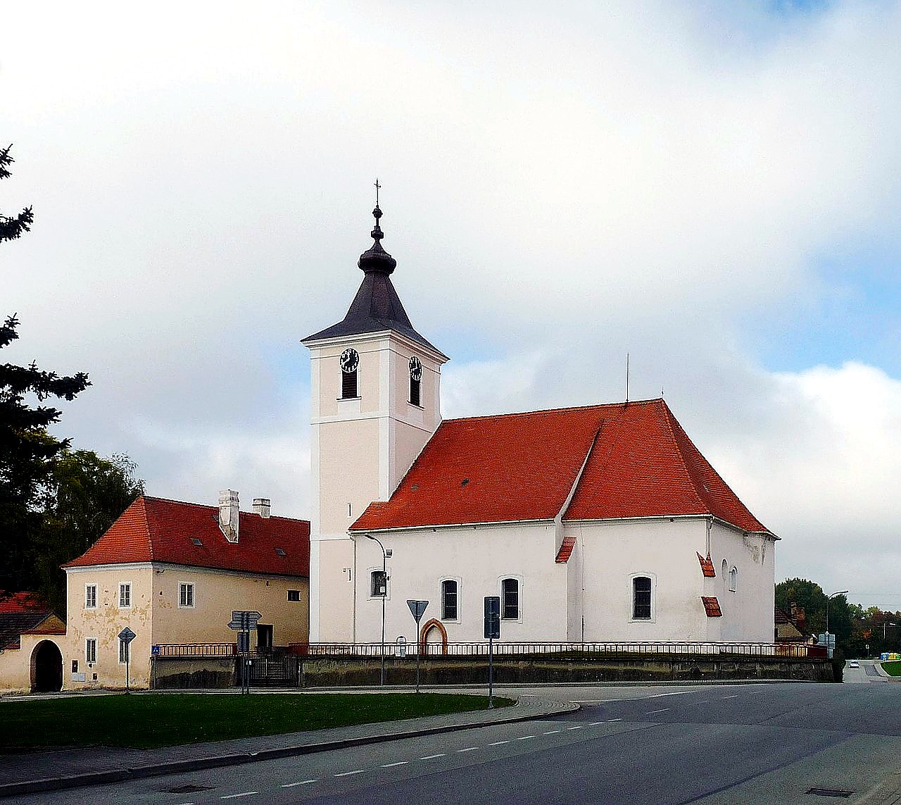 
<span>Kostel Zvěstování Panny Marie (Zahájí)</span>
