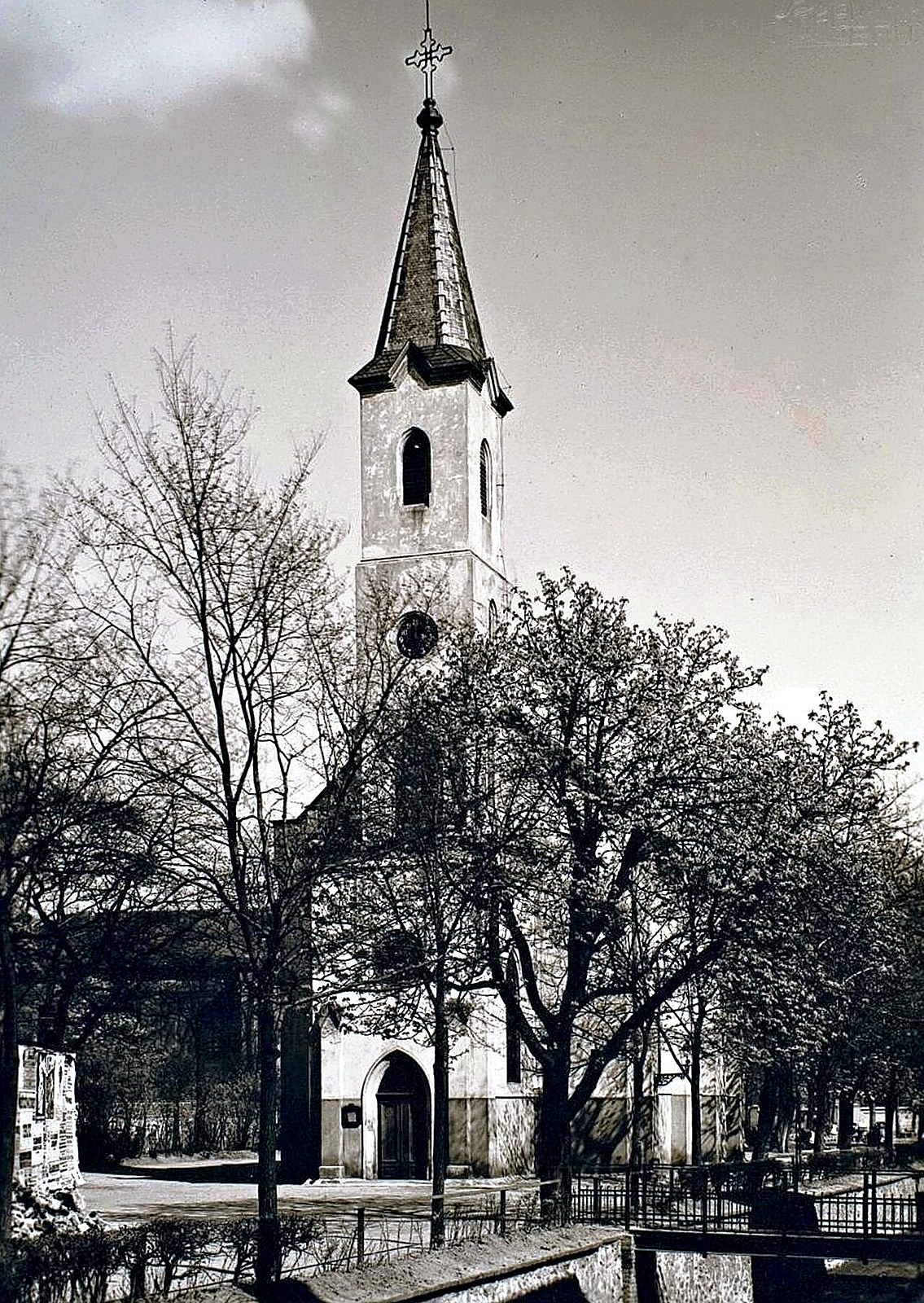 
<span>Kostel svaté Anny (Most)</span>
