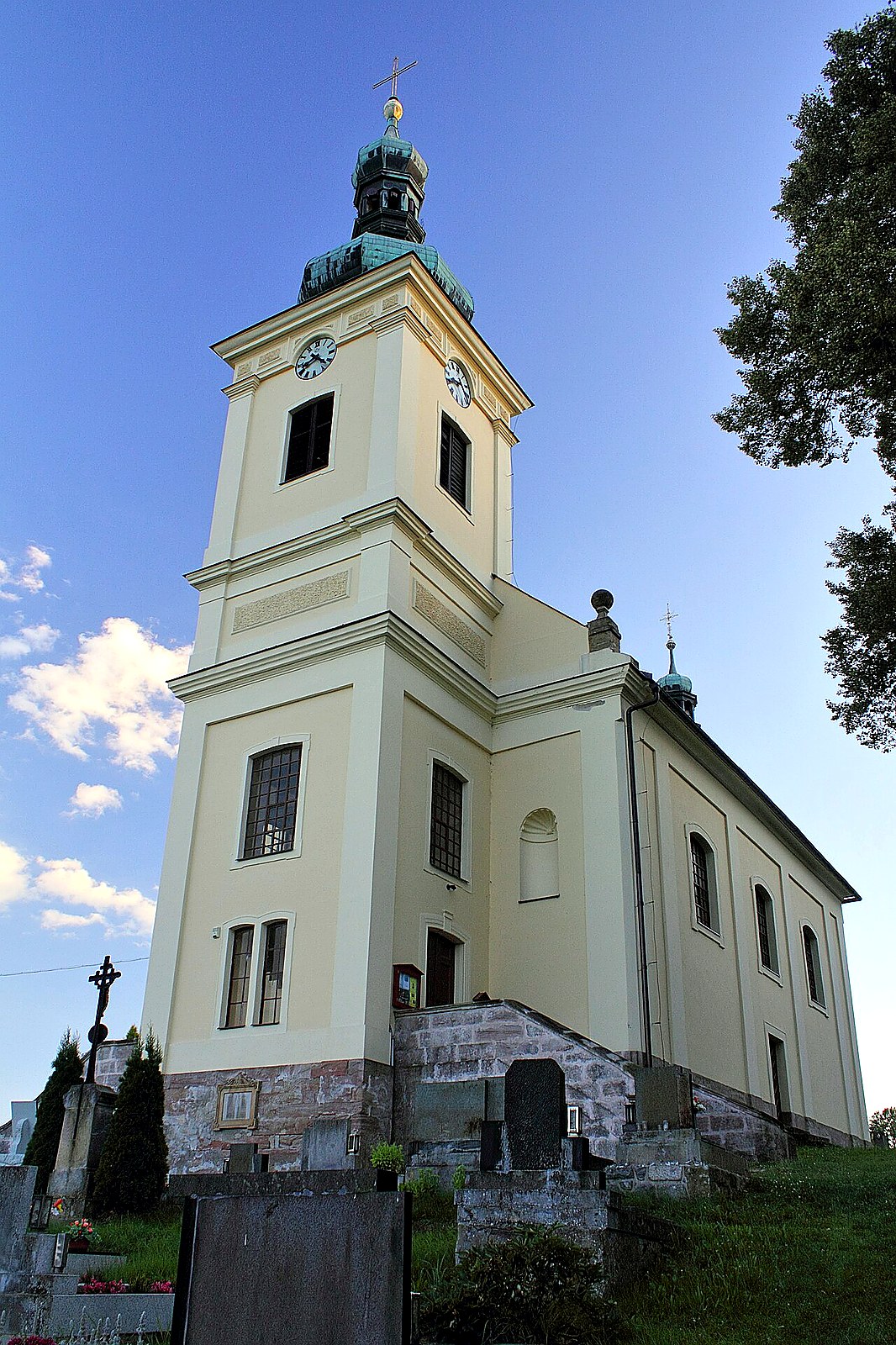 
<span>Kostel svaté Kateřiny Alexandrijské (Mříčná)</span>

