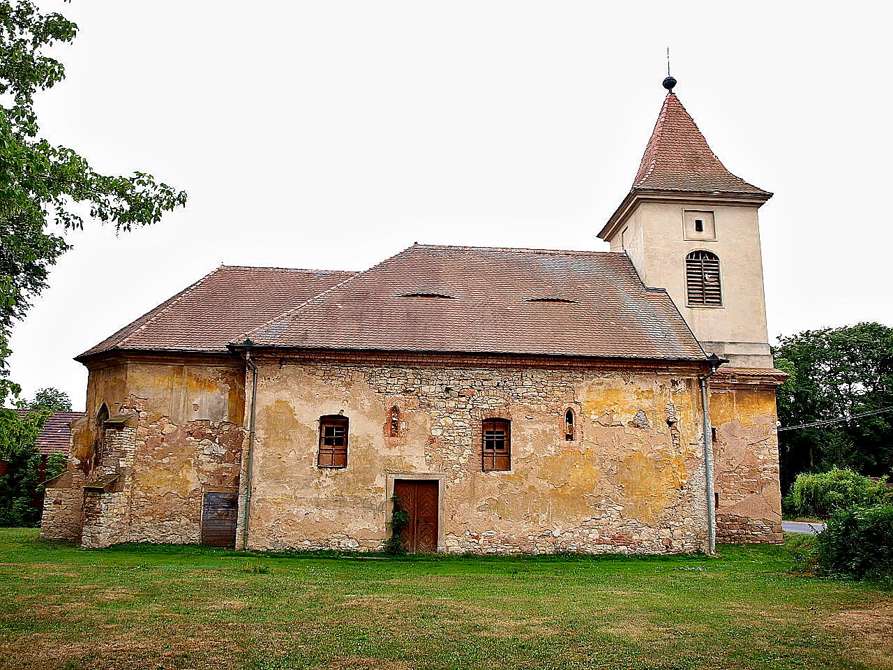 
<span>Kostel svaté Markéty (Nesuchyně)</span>
