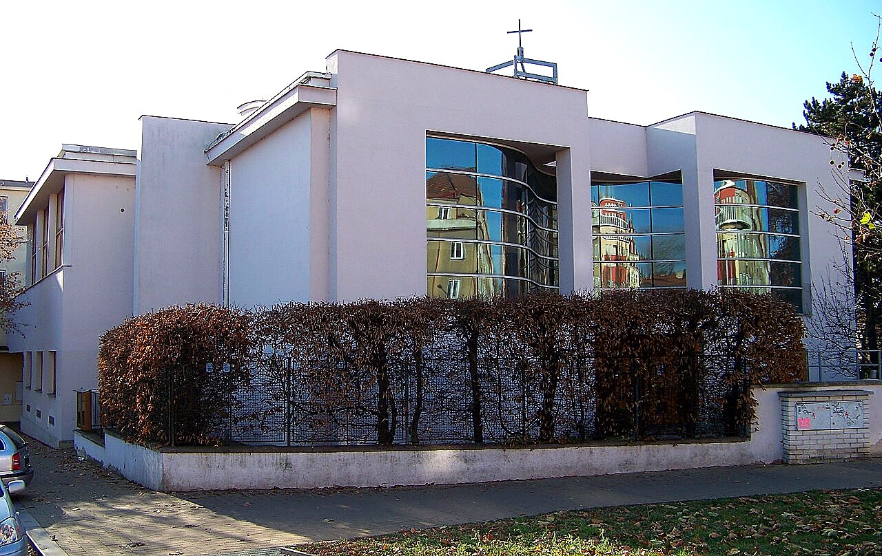
<span>Kostel svaté Terezie od Dítěte Ježíše</span>

