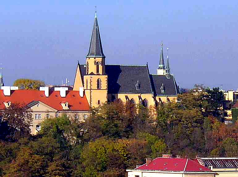 
<span>Kostel svatého Apolináře v Praze</span>
