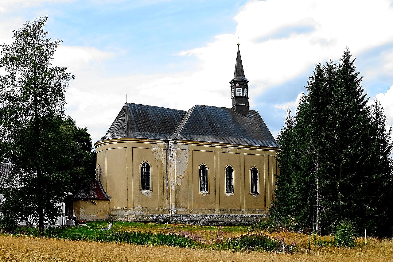 
<span>Kostel svatého Bartoloměje (Přebuz)</span>

