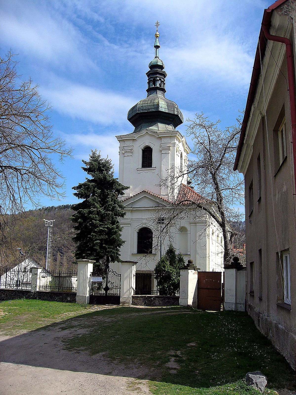 
<span>Kostel svatého Bartoloměje (Libčice nad Vltavou)</span>
