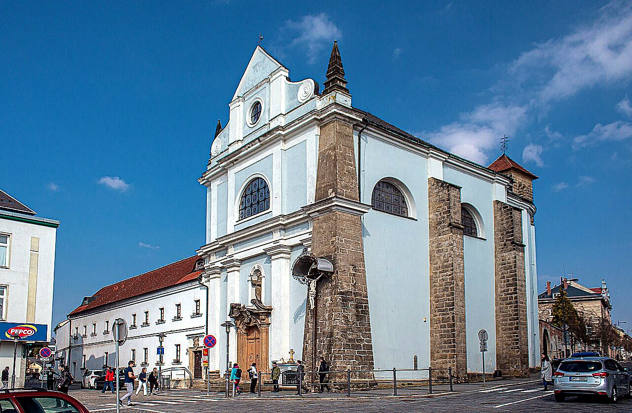 
<span>Kostel svatého Františka z Assisi v Turnově</span>
