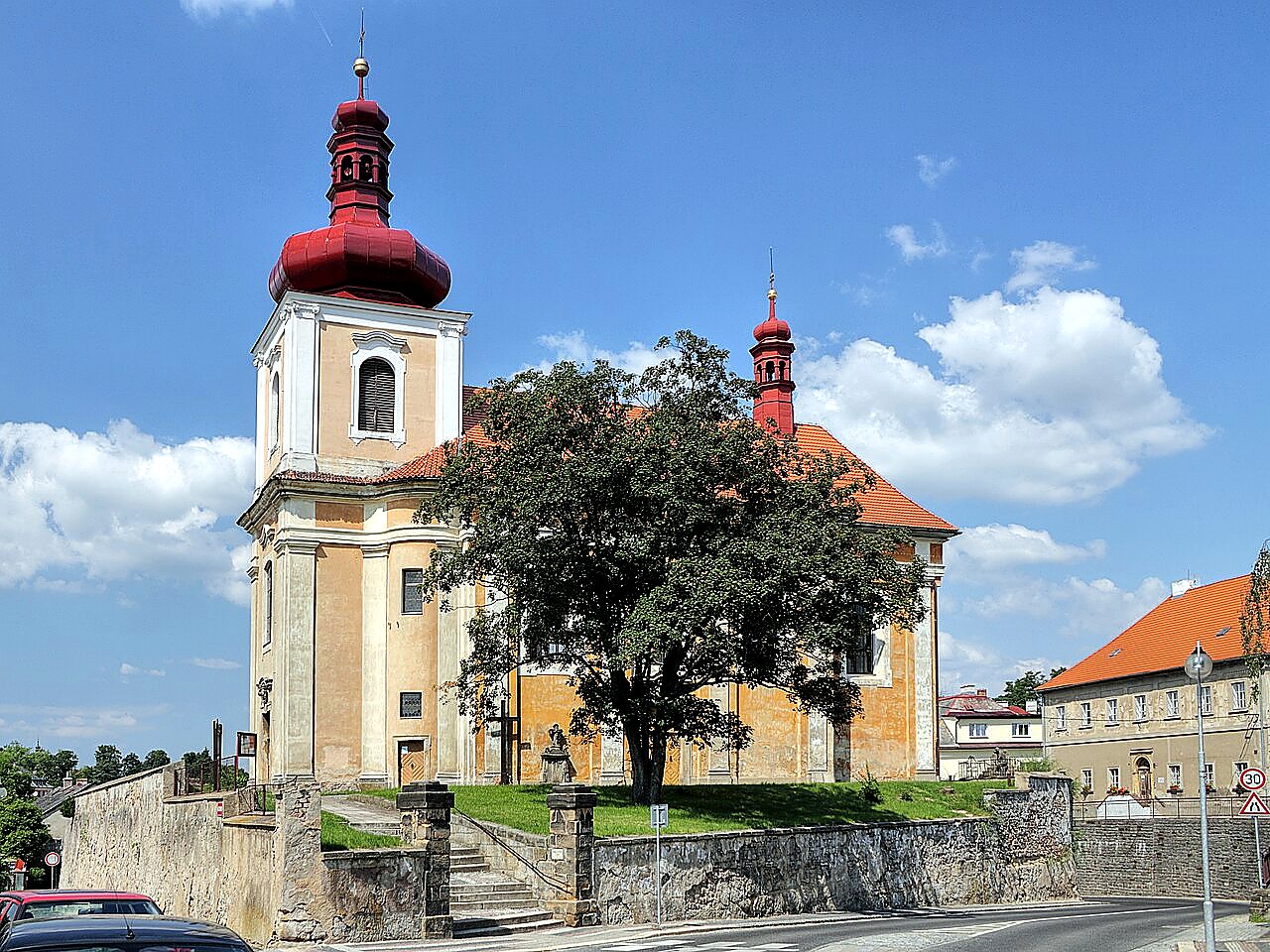 
<span>Kostel svatého Jakuba (Mnichovo Hradiště)</span>
