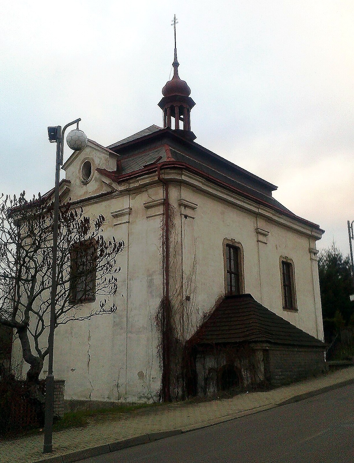 
<span>Kostel svatého Jana Nepomuckého (Nové Město nad Metují)</span>
