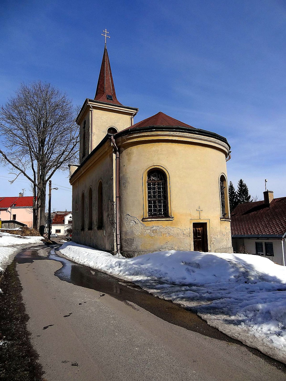 
<span>Kostel svatého Jana Nepomuckého (Vrkoslavice)</span>

