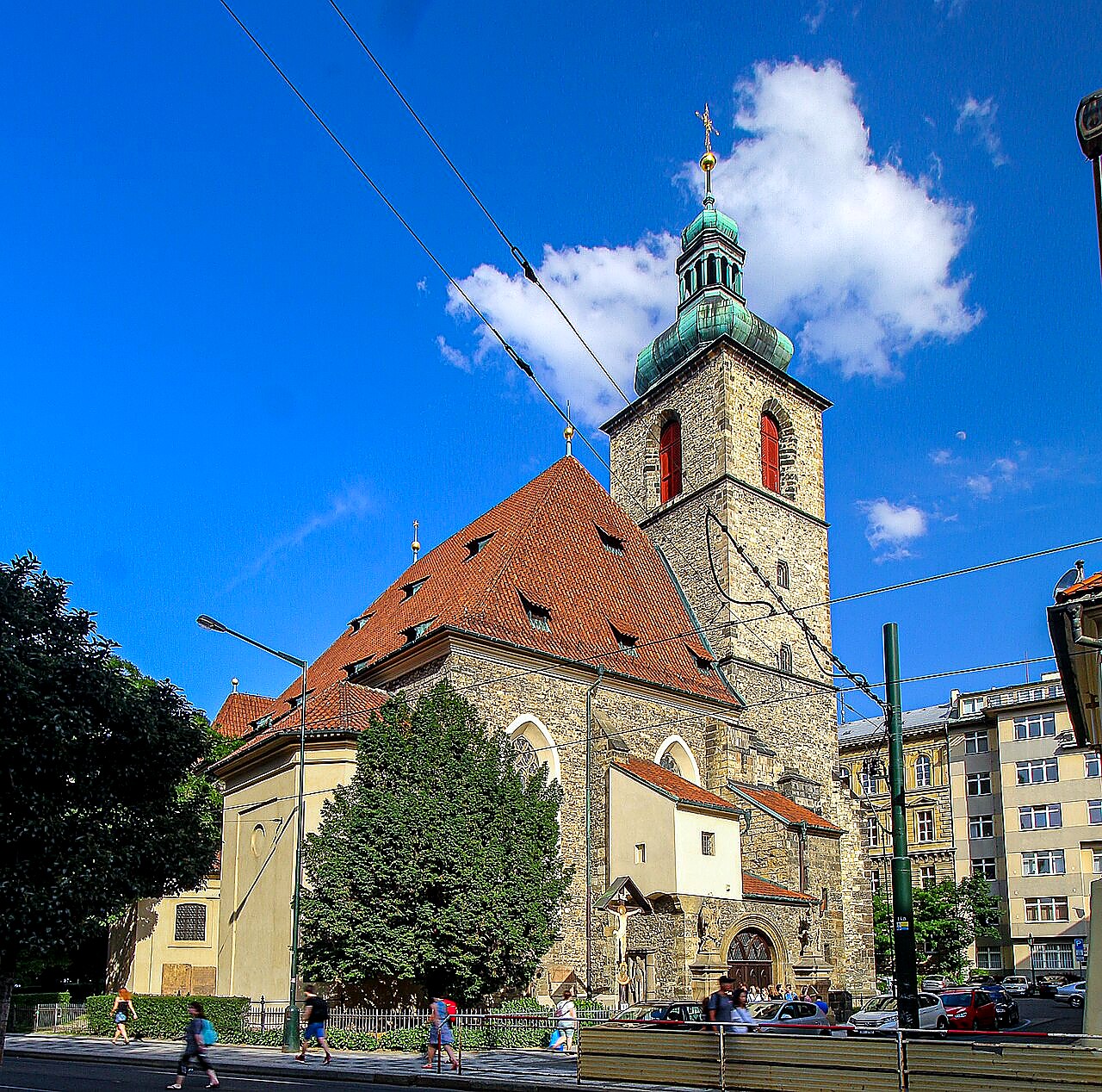 
<span>Kostel svatého Jindřicha a svaté Kunhuty na Novém Městě v Praze</span>
