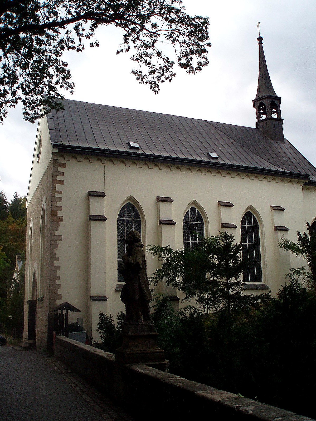 
<span>Kostel svatého Josefa (Hrubá Skála)</span>
