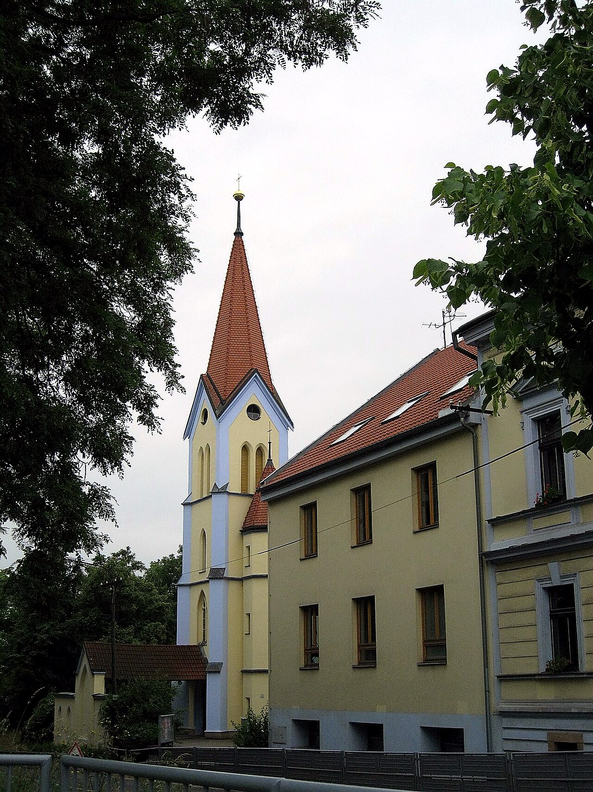
<span>Kostel svatého Martina a Prokopa (Lobzy)</span>
