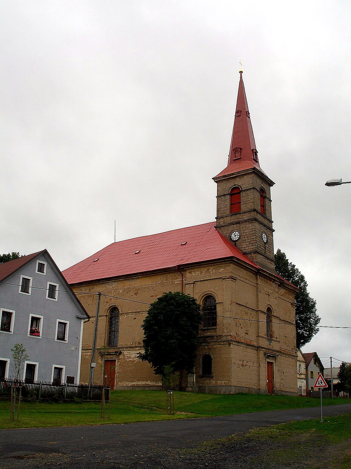 
<span>Kostel svatého Michaela archanděla (Otročín)</span>
