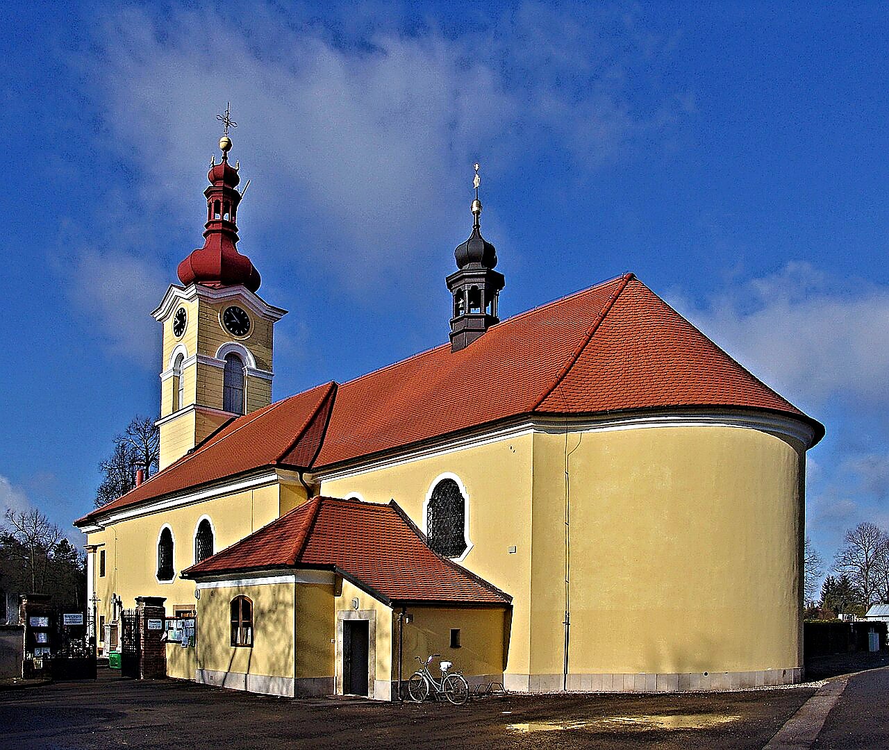 
<span>Kostel svatého Pavla (Pouchov)</span>
