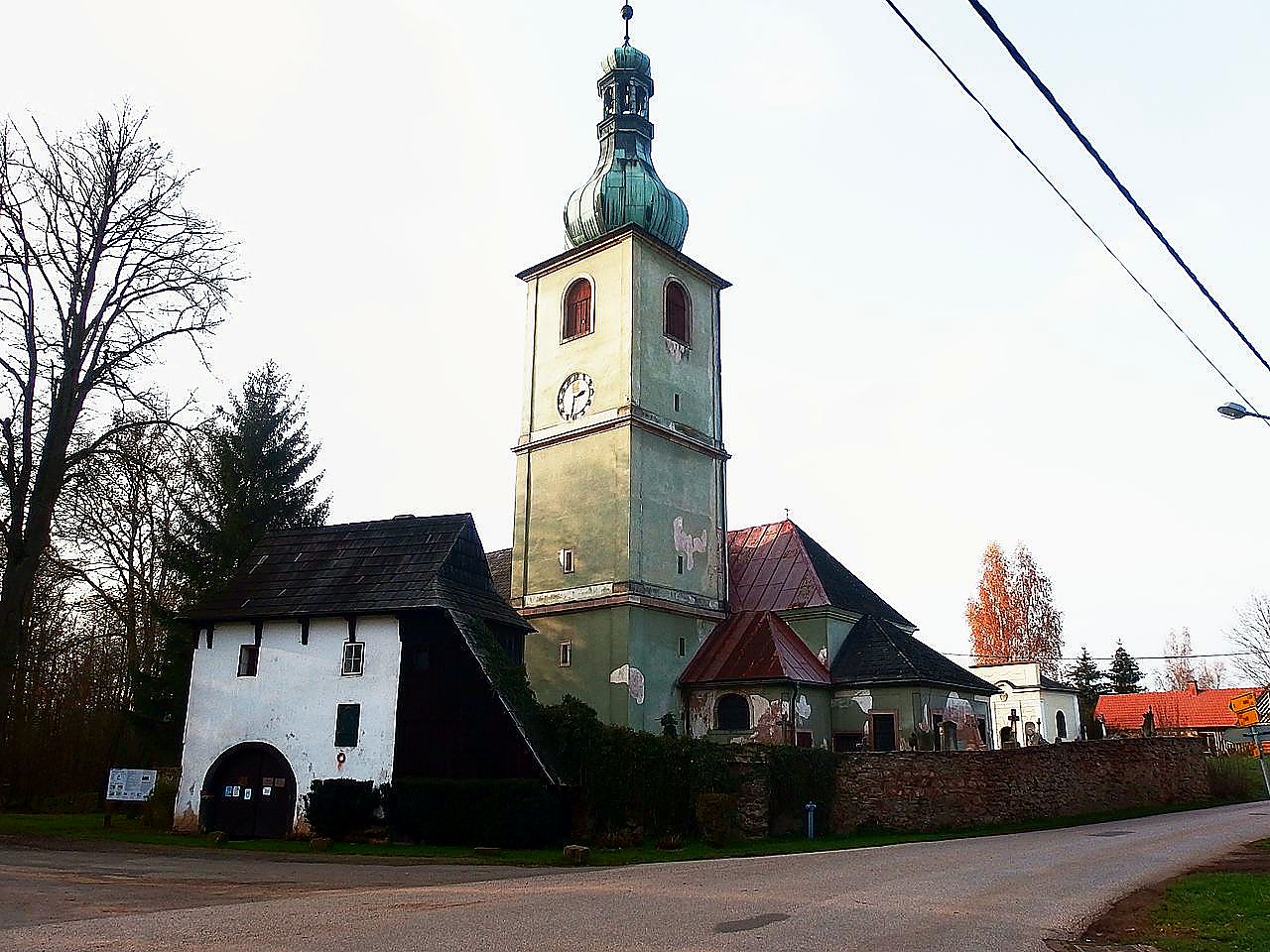 
<span>Kostel svatého Vojtěcha (Vlčice)</span>
