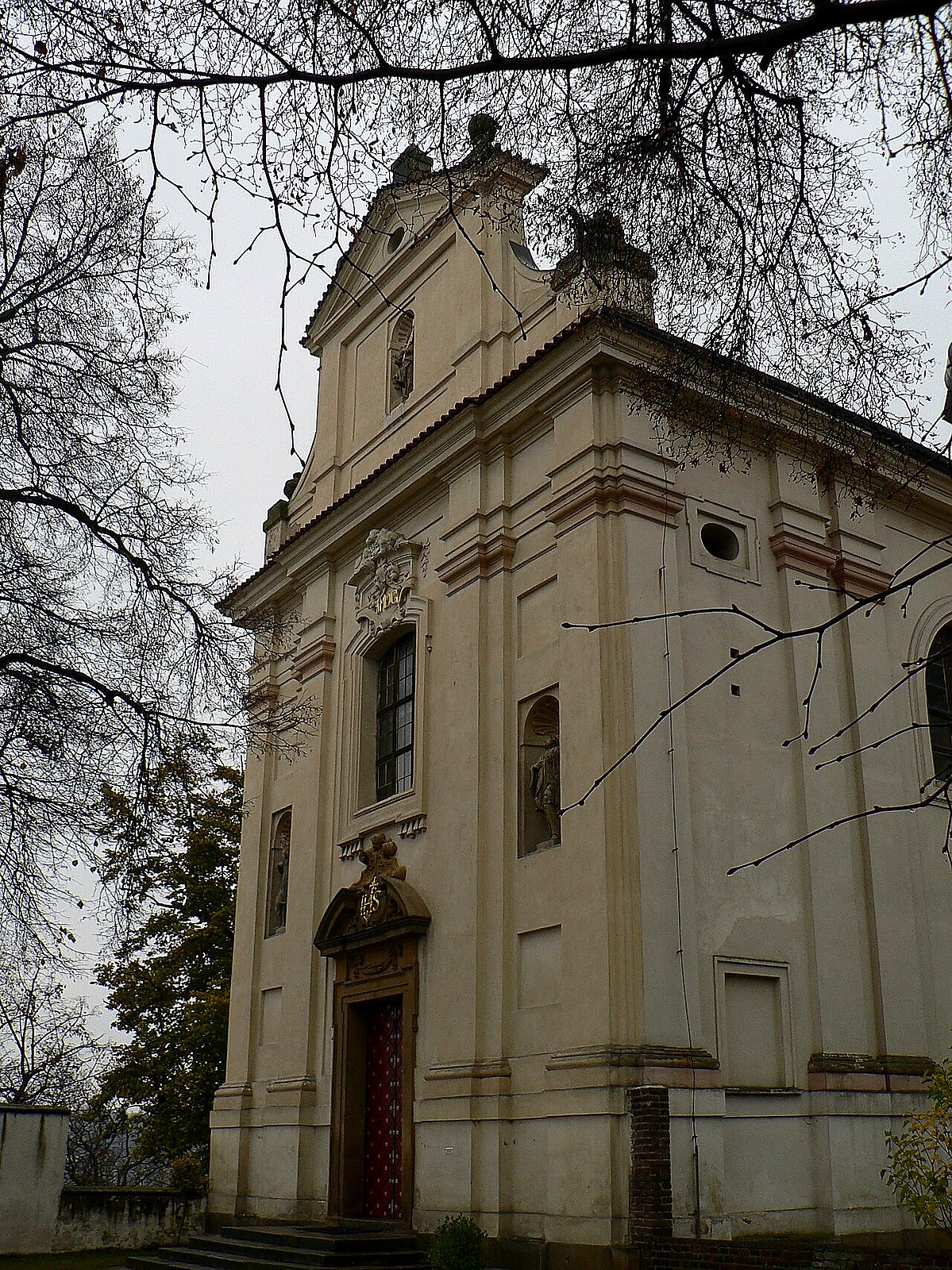 
<span>Kostel svatého Víta (Tuchoměřice)</span>
