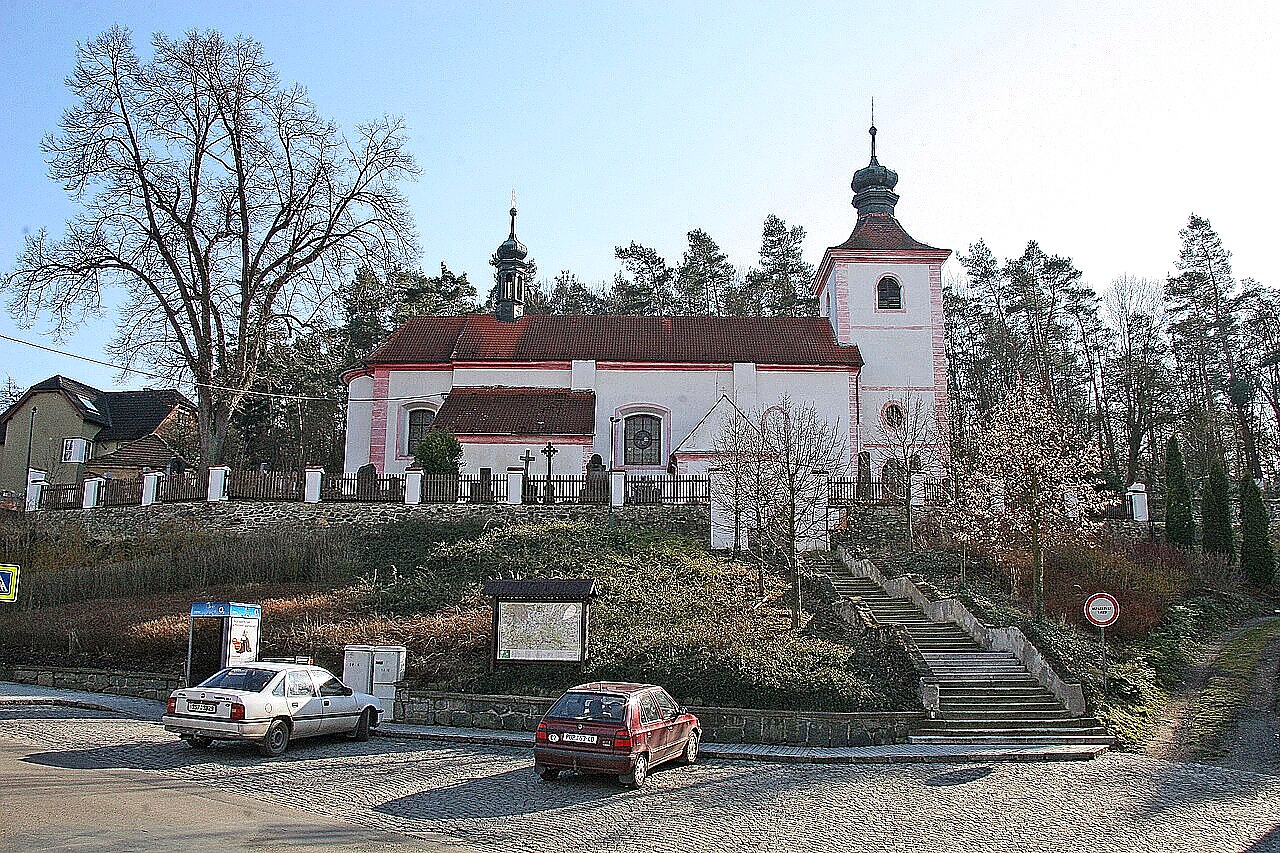 
<span>Kostel svatého Šimona a Judy (Týnec nad Sázavou)</span>
