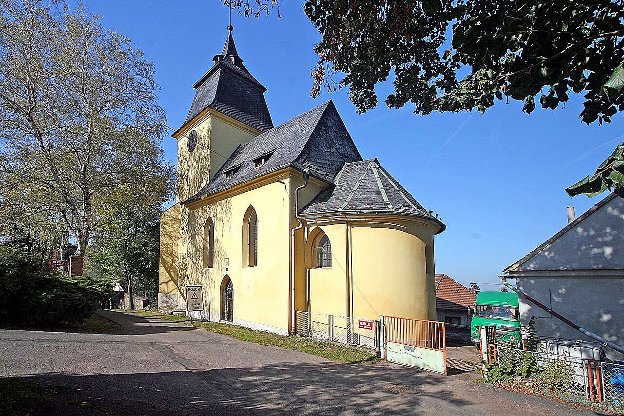 
<span>Kostel svatých apoštolů Jana a Pavla / svatého Jana Křtitele</span>
