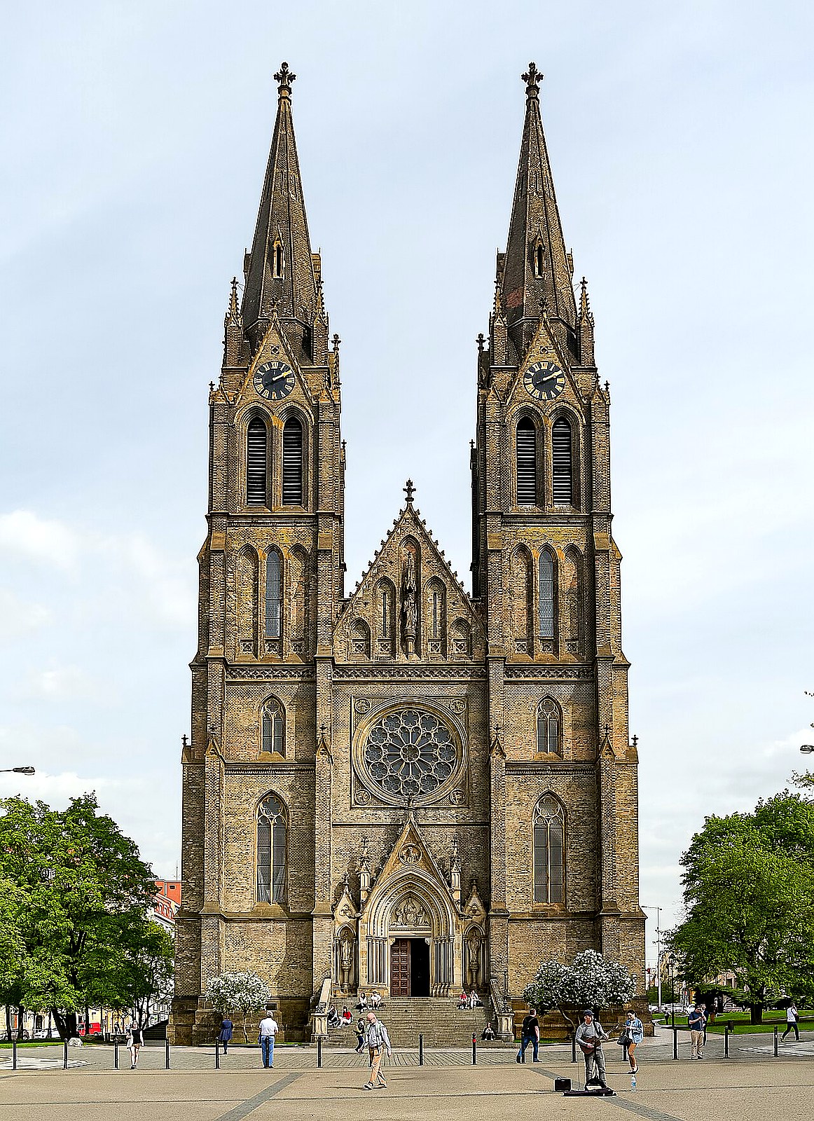 
<span>bazilika svaté Ludmily</span>
