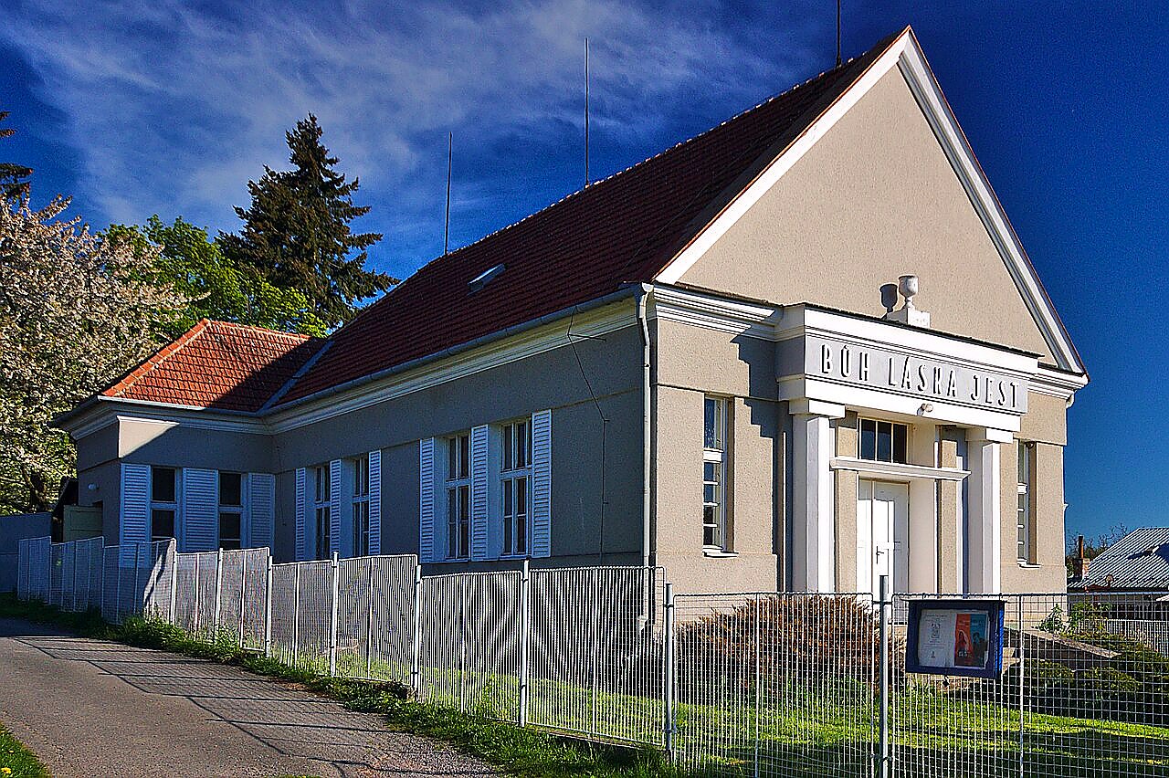 
<span>evangelický kostel v Lipové</span>

