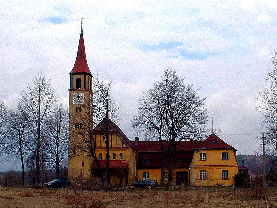 
<span>evangelický kostel v Novém Městě pod Smrkem</span>
