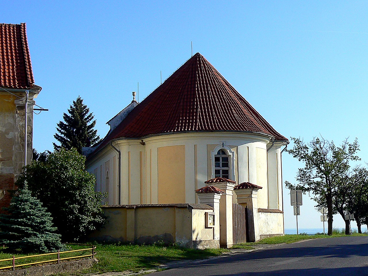 
<span>evangelický kostel ve Vysoké</span>
